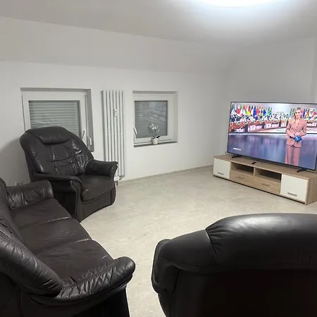 Feriehus Kraichgau # Ein Haus Mit 3 Schlafzimmer Und Terrasse *